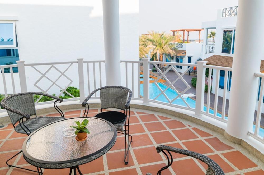 The Verona Villa HHQ Exterior foto